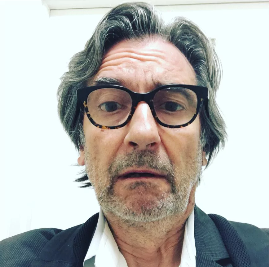  Griffin Dunne